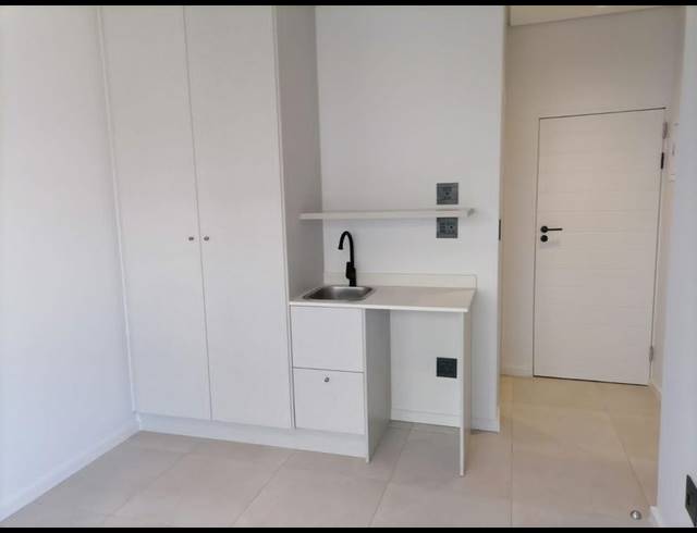 1 BEDROOM PROPERTY TO RENT IN WAVERLEY